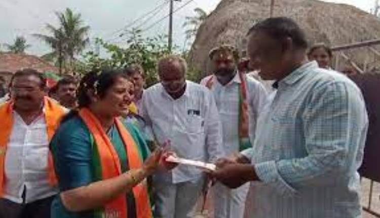 bjp-palleku podham